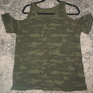 Camo green shoulder cut out T
